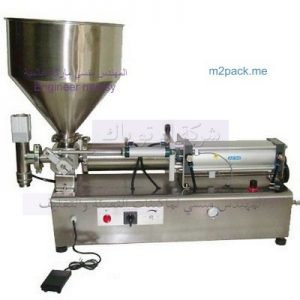 ماكينة تعبئة المياه والعصائر السوائل في ازايز تلقيم يدوي ماركة ام توباك